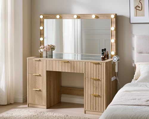 AMERLIFE 47.2 Fluted Vanity Desk with Large Mirror and Adjustable LED Lights, 7 Drawers Makeup Table with Glass Top and Charging Station for Women and Girls, Bedroom or Dorm, Oak