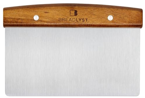 BREADLYST® Premium Teigkarte Groß, Teigschneider aus Edelstahl 18 cm mit Holzgriff – Ideales Backzubehör für Brot, Pizza und Grill – Robuster Teigtrenner und Teigschaber für Hobbybäcker und Profis