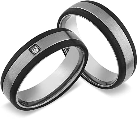 Schmuck Depot Paar Partnerringe & Eheringe aus Titan Carbon – 6 mm Ringpaar mit Diamant 0,020 ct W/SI, Trauringe & Verlobungsringe Freundschaftsringe mit Gravur und Etui | 9060 Matt