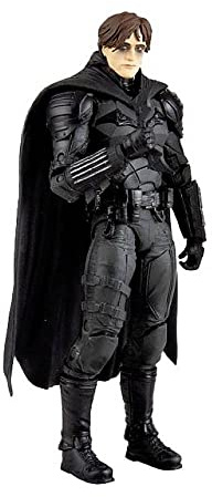 McFarlane Leksaker, 7-tums DC Batman omaskerad actionfigur med 22 rörliga delar, samlarobjekt DC Batman filmfigur med stativbas och unikt samlarkort – åldrarna 12+