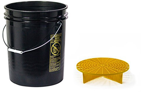Detailmate® Set: 1x US car wash bucket 5 gallons (19L), 1x wash bucket 3.5 gallons (12.5L) and 1x Grit Guard insert blue, Grit Guard bucket insert blue, wash bucket 3.5 gallons (12.5L) gray