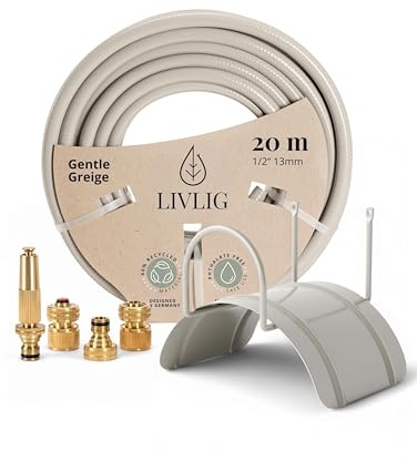 LIVLIG Gartenschlauch 20m Set Greige, Premium Wasserschlauch 1/2 Zoll | Schönes Bewässerungsset inkl. Schlauchhalter & Gartenspritze Messing. Idealer Bewässerungsschlauch mit Anschluss.