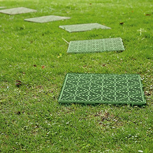 Parkland® Plastic Garden Path Floor Tiles Non Slip, Walkway or Patio Tiles Lawn Paving Grid Outdoor 30cm Square (Pack of 5, Green)