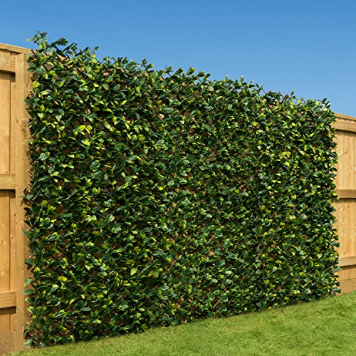 CHRISTOW Expanding Artificial Trellis, Laurel Leaf Hedge, 1m x 1–2m, 4 Pack | Garden Privacy Screening, Water-Resistant & UV-Stabilised Leaves, Suitable for Fences & Walls