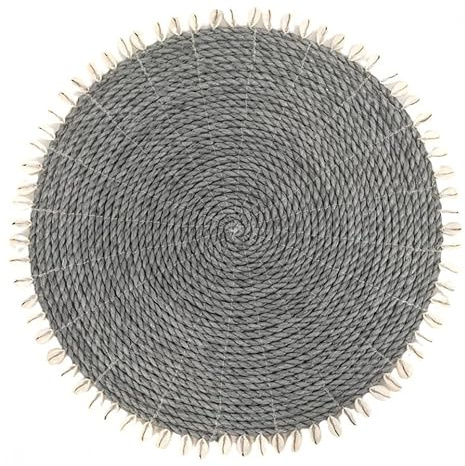 Coco Papaya Tischset, Durchmesser 35 cm, aus geflochtenem Seegras und Muscheln – Farbe: Grau