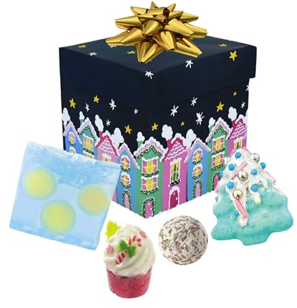 Bomb Cosmetics Christmas Starry Night Box con fiocco, bagno e corpo confezione regalo include bagno Blaster, malva, crema e sapone con oli essenziali