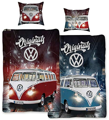 BERONAGE VW Volkswagen Bulli Bettwäsche Originals Rot/Blau 135 cm x 200 cm + 80 cm x 80 cm VW-Bus T1 100% Baumwolle Linon/Renforcé Retro Camper Van 2 Motive Wendebettwäsche Reißverschluss 087