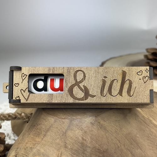 Urhome Holzbox Du und ich Gravur mit Duplo Schokoriegel - Herzen Geschenkbox mit Spruch inkl. Schokolade Riegel - Danke Geschenk Holz Box graviert für Freund Partner Freundin Partnerin