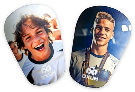 Oxum Sport- Espinilleras de Futbol Personalizadas Mini para Niños y Adultos - Incluye Tus Fotos - Bolsita para espinilleras de Regalo - Gama Airlite Player - M 10x6cm / S8,3x5,5cm