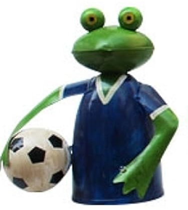 ETC lustiger Zaunhocker Frosch im farbigen Trickot mit Fußball als Fußballfrosch Metall bemalt Auswahl (blau)