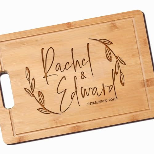 Planche à découper personnalisée – 11 options de design – Cadeau personnalisé de mariage ou de pendaison de crémaillère pour couples, parents ou grand-mère