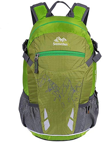 EGOGO 20L Leggero Piccolo Trekking Ciclismo Zaino Zainetto Con Rain Cover S2321 (Verde)