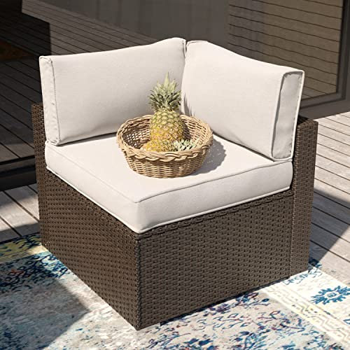 Outdoor-Terrassen-Sofa, linke Ecke, Korb-Sessel mit Kissen in psychedelischen Farben, elegante Sitzgelegenheit für Hinterhof, Garten und Veranda, gebrochenes Weiß