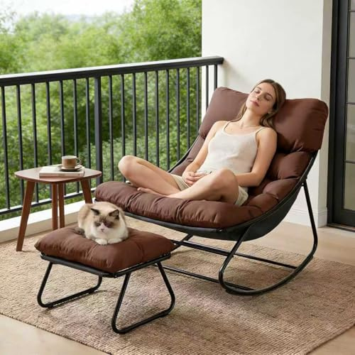 Schaukelstuhl mit Hocker Innen, Loungesessel Outdoor, XXL Schaukelsessel Relaxstuhl, Schaukelstuhl Wohnzimmer, Relaxstuhl mit Gepolstertem Kissen bis 150kg Belastbar, Schaukelliege für Balkon (Braun)