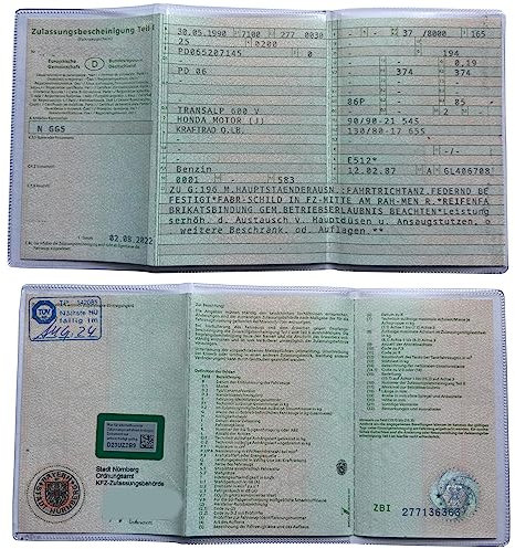Pitlane Performance® Premium Fahrzeugschein-Hülle für KFZ-Zulassungspapiere Etui Transparente Fahrzeugpapiere Schutzhülle für KFZ-Papiere zum aufklappen (1 Stück)