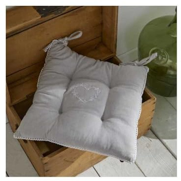 TODAY Lot De 4 Galettes De Chaises Carré Constance en Coton avec Broderie Coeur - Gris - 40 X 40 Cm