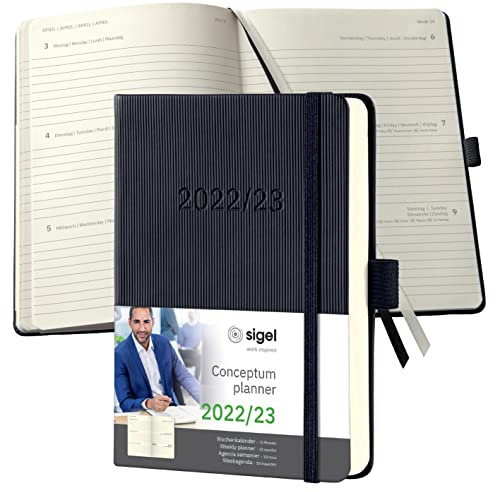 SIGEL C2302 Terminplaner Wochenkalender 2022/2023 - ca. A6 - schwarz - Hardcover - Gummiband, Stiftschlaufe, Archivtasche - PEFC-zertifiziert - 18-Monatskalender - Conceptum