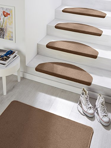 Hanse Home Stufenmatten Fancy – Treppen-Teppich Treppenmatten Selbstklebend Sicherheit Stufenteppich halbrund für Treppenstufen – Braun, ca. 23x65cm 15 Stück
