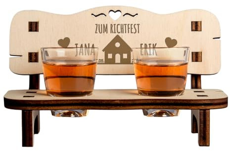 Geschenke 24 | Schnaps-Bank aus Holz zum Richtfest (Haus) | Einzugsgeschenk | personalisiert mit Wunschnamen und Datum | mit 2 Shot-gläsern | Schnapsbankerl |