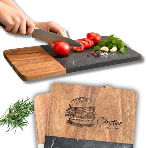 C|UTE – Schneidebrett personalisiert mit Gravur aus Akazienholz & Marmor | Servierbrett, Grillteller & Grillbrett | Geschenk für Papa, Mama, Grillmeister, Hochzeit & Geburtstag (Burger Design)