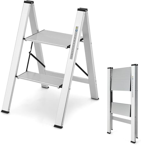 FantASK Stegstege, 2 steg, ståstege, aluminium, hopfällbar stege upp till 150 kg, hopfällbar stege, vikbar och halkfri, stegpall hushållsstege, för hem, kontor, garage, silver, 44 x 49 x 66 cm
