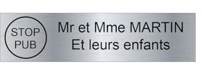 DECOHO - Plaque Boite aux Lettres personnalisée Stop PUB - adhésive Plastique bi-Couche Argent Lettres Noires - 100x25 mm, 2 Lignes, Gravure Laser - Argent