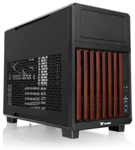 Thermaltake TR200 WS | Micro‑ATX‑chassi med frontpanel i trä | USB 3.2 Gen 2 Typ C och 2 × USB 3.0 | Förinstallerad 120 mm bakre fläkt | Kompatibel med AIO och 6‑tums LCD‑kit | Svart