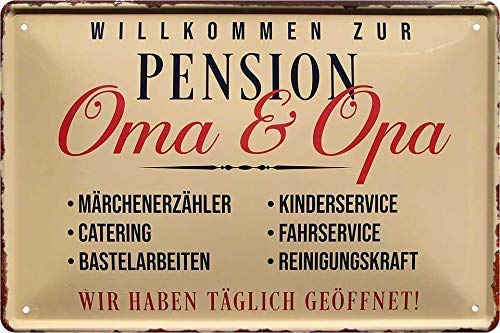 schilderkreis24 – Blechschild Lustiger Spruch “Willkommen zur Pension Oma Opa.“ Schild Geschenkidee Geschenk Geburtstag Weihnachten für Großeltern Rentner Senioren Oma Opa Enkelkinder 20x30 cm