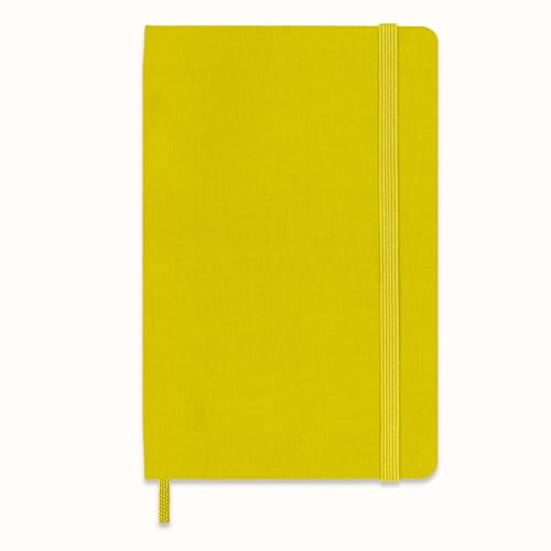 Moleskine Classic Liniertes Notizbuch, Hardcover aus Seide mit Elastikverschluss, Taschenformat, Farbe Heu Gelb