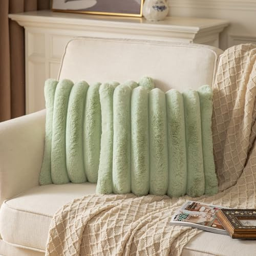 Yaertun 2er Set gestreifte Kissenbezug 45x45cm Salbei Grün dekorative Kissenbezüge Sofakissen Dekokissen Wurfkissenbezug zierkissenbezug plüsch Kunstfell Kissenhülle Schlafzimmer Wohnzimmer