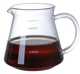 Qtuie Carafe en Verre Borosilicaté avec Bec en V et Poignée Anti-brûlure 600 ml Verseuse Cafetière Universelle Faite Main pour Café Thé et Jus Résistant à la Chaleur et Compatible Micro-ondes