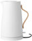 Stelton Wasserkocher Emma - Elektrischer Kocher - Kaffee- & Teekanne, skandinavisch - Filter, Trockenkoch-Sicherheitsschalter mit Abschaltung, Buchenholzgriff - 1,2 Liter, Weiß, Kreide, EU-Stecker
