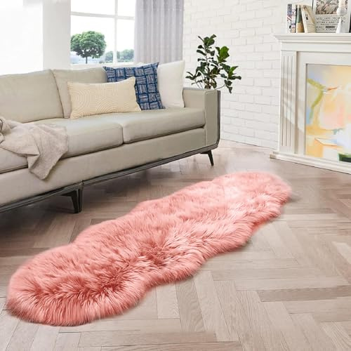 ORINOVA Teppich Flauschig Rosa 60x180 cm Fellteppich Kunstfell Weicher Waschbar Kuschel Teppich Schlafzimmer Wohnzimmer Bettvorleger Fellform