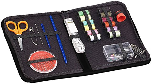 PEARL Reisenähset: 59-teiliges Nähset im Reise-Etui inklusive Knöpfen, Schere & Maßband (Nähzeug, Nähzubehör, Einfädelhilfe)