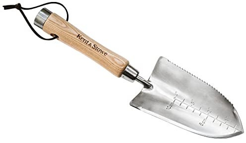 Kent & Stowe Multifunktionshandschaufel – Pflanzschaufel aus Edelstahl für Jede Gartenarbeit, Blumen-Kelle mit Griff aus Esche, Länge: 32 cm