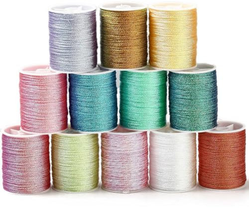 CABODYALS Cordón Metálico Multicolor de 240 m Y 0.5mm 12 colores 6 capas Hilo Brillante Dorado Y Plateado Hilo de Poliéster con Purpurina Rollos A Granel para Coser Hacer Manualidades Pulseras Navideñ