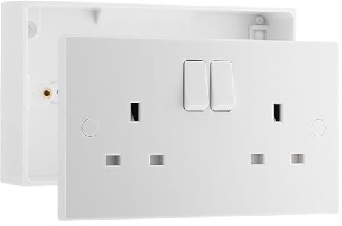 BG Electrical Double Switched Power Plug Wall Socket and 32mm Surface Mounted Back Box, 2 Gang Pattress Box, Square Edge, Nexus 900 Series, White Moulded, IP20, 13A, 922/902