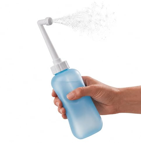 Avilia Peri Bottle Bidet Portatile Post Parto 450ml - Doccetta Intima con Ugello Angolato a 60°, Bottiglia Morbida in EVA per Igiene Perineale, Tappo di Sicurezza, Lavaggio da Viaggio e Ospedale