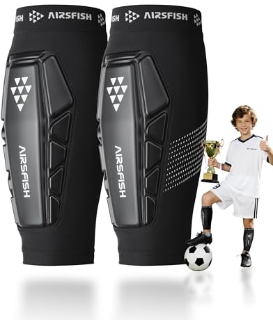AirsFish Protège-Tibias de Football pour Enfants - Équipement de Football Ultra léger pour garçons et Filles avec cœur en PU et Grip en Silicone - Protège-Tibias Respirants pour Football