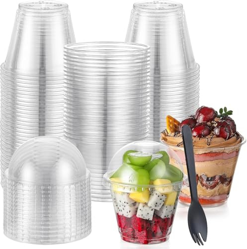 LATERN 50 st efterrättskoppar i plast med kupollock, 270 ml runda desserttallrik koppar klar parfaitförrättskopp återanvändbar serveringsskål med gaffel för efterrättspudding mussefest (9,5 cm x 7 cm)