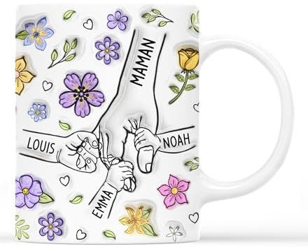 Cadeau Plus Mug Personnalisé Prénom - Mamie Tenant Les Mains - Fete Des Grands Meres Tasse (Modèle #8)