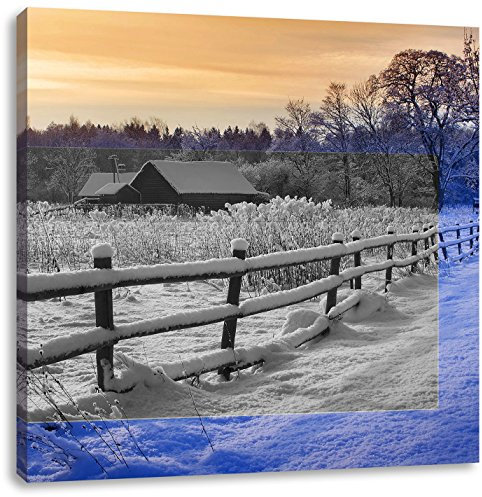 Pixxprint kleines Holzhaus in verschneiter Landschaft schwarz, weiß, Größe: 70x70, Leinwandbild Quadratisch, Wandbild, Kunstdruck, fertig bespannt