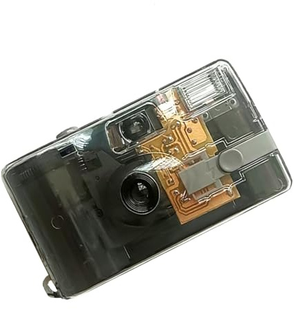 Appareil photo vintage avec film couleur Ecn2 pour prendre des photos d'anniversaire en plein air ou des caméras de fête