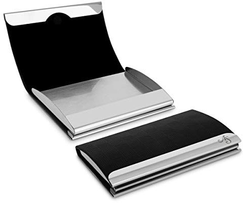 Visitenkartenetui aus hochwertigem Kunstleder mit individueller Gravur, Magnetverschluss und Samt Innenfutter 10x7 cm Schwarz Modern - Initialen