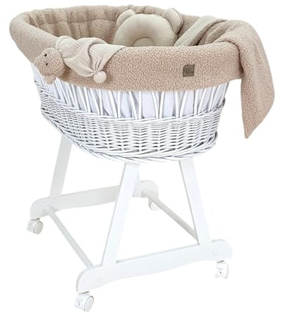 Wiklinopol Stubenwagen Amelia – Handgeflochtener Moseskorb Weiß mit Gestell & Matratze – 5-teiliges Teddy-Bettset Beige – Tragbarer Babykorb mit Rollen – Ideal für Neugeborene