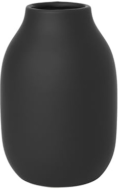 blomus -COLORA- Vase S aus Steingut, Peat, hergestellt in hochwertiger Handarbeit, elegante und dekorative Tischvase, flächenschonendes Wohnaccessoire (H / B / T: 15 x 10,5 x 10,5 cm, Peat, 65902)