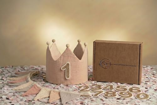 Little Goods Geburtstagskrone inkl. Girlande (Krone und Wimpelkette) für Kinder - wendbare Musselin-Stoffkrone mit Zahlen 0-9 für Jungen, Mädchen in Pastell - Beige und warmen Tönen