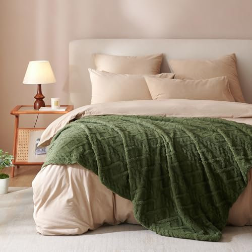 Covebett Morbida coperta in pile, 150 x 200 cm, colore verde, morbida e spessa, coperta invernale in cashmere touch, coperta per divano, letto e divano