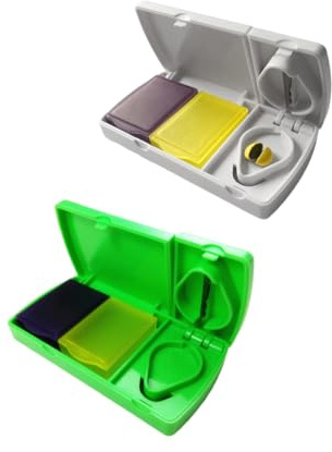 Mobestech 2 Stück Kunststoff Tablettenteiler und Cutter Medikamentenbox für Senioren und Kinder mit Aufbewahrungsfach für Camping und Kurzreisen Zufällige Farbe