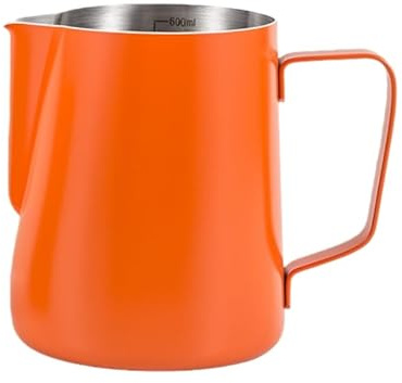 Milchaufschäumkrug Latte Tasse, JADAYA 600 ml Aufschäumer Kännchen Milchkanne aus Edelstahl Milch Pitcher Aufschäumen Krug mit Barista Messung Mark für Cappuccino und Latté (Orange, 600 ml)